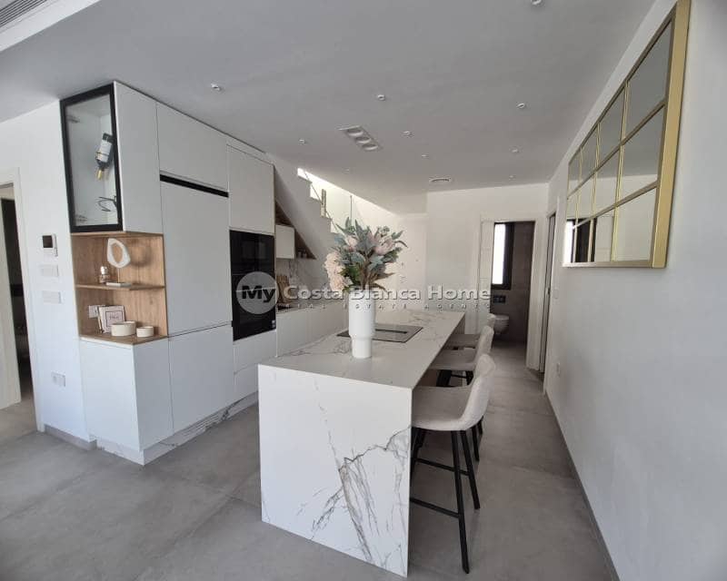 3 chambre Villa/Maison Semi-Mitoyenne à vendre à Santiago de la Ribera avec piscine - 699 900 € (Ref: 9420579)