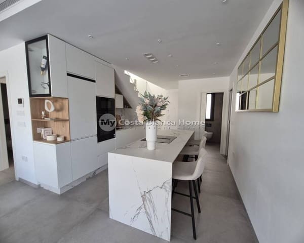 3 soveværelse Semi-Rækkehus til salg i Santiago de la Ribera, San Javier med swimmingpool - € 699.900 (Ref: 9420579)