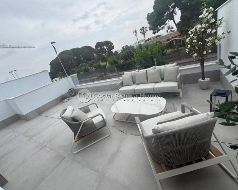 3 chambre Villa/Maison Semi-Mitoyenne à vendre à Santiago de la Ribera avec piscine - 699 900 € (Ref: 9420579)