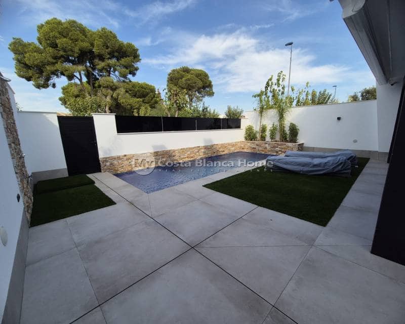 3 chambre Villa/Maison Semi-Mitoyenne à vendre à Santiago de la Ribera avec piscine - 699 900 € (Ref: 9420579)