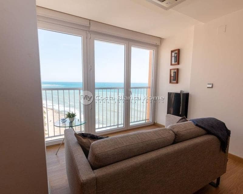 3 quarto Apartamento para venda em Torrevieja - 529 000 € (Ref: 9420580)