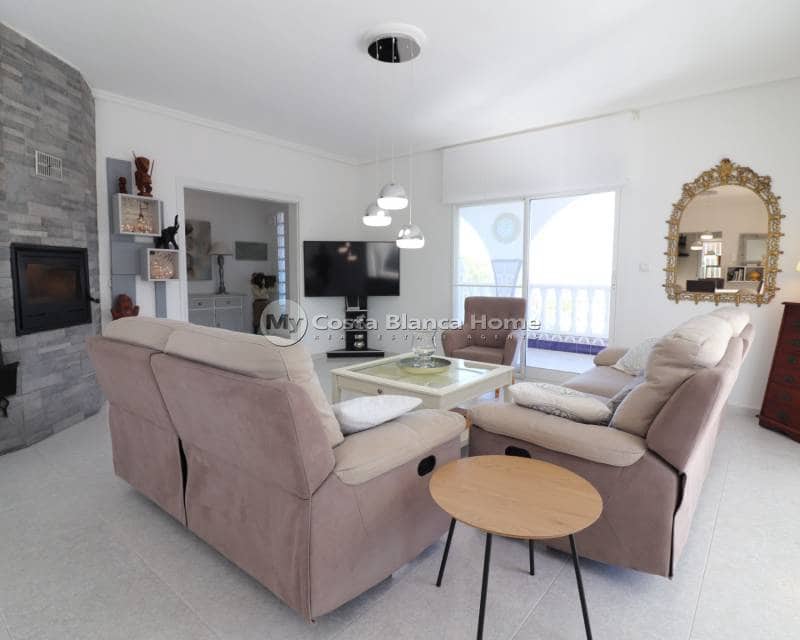 4 sypialnia Willa na sprzedaż w Algorfa z basenem - 465 000 € (Ref: 9420584)