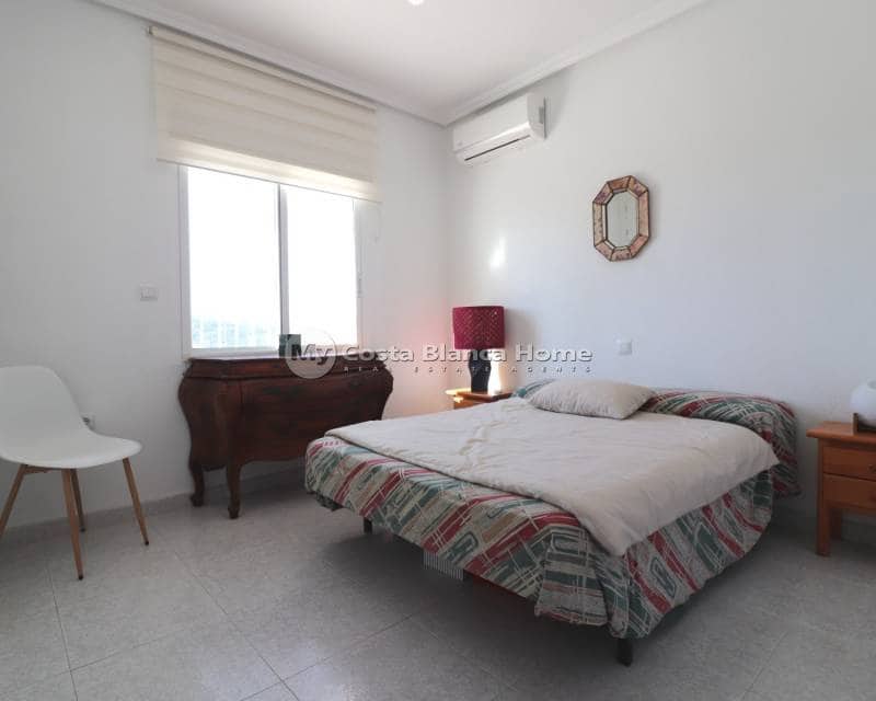 4 sypialnia Willa na sprzedaż w Algorfa z basenem - 465 000 € (Ref: 9420584)