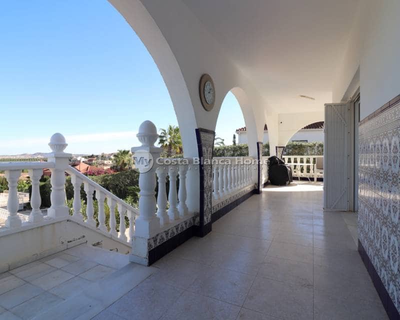 4 sypialnia Willa na sprzedaż w Algorfa z basenem - 465 000 € (Ref: 9420584)