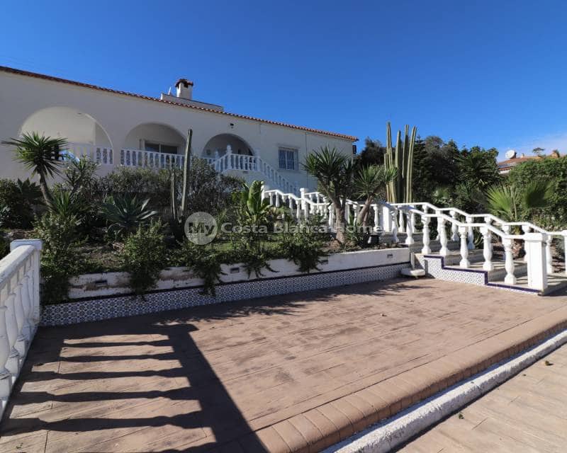 4 sypialnia Willa na sprzedaż w Algorfa z basenem - 465 000 € (Ref: 9420584)