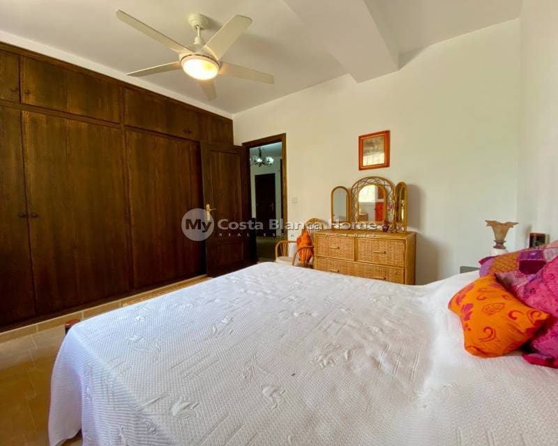 3 Zimmer Villa zu verkaufen in Algorfa mit Pool - 599.990 € (Ref: 9420586)