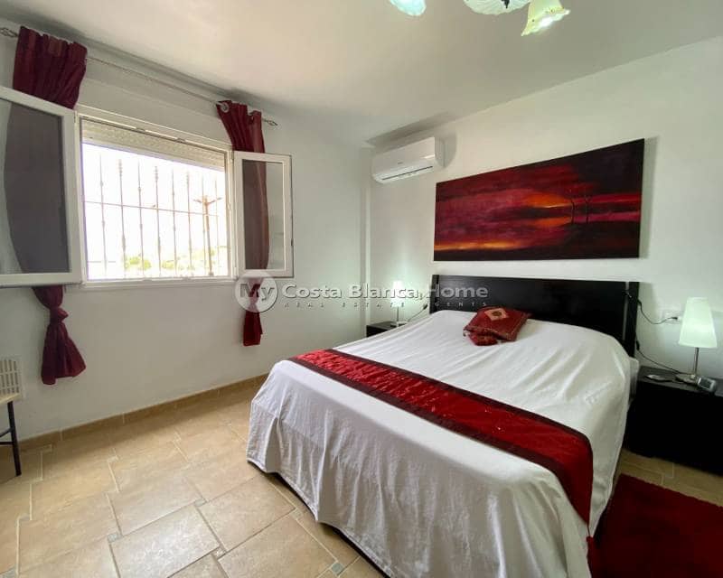 3 Zimmer Villa zu verkaufen in Algorfa mit Pool - 599.990 € (Ref: 9420586)