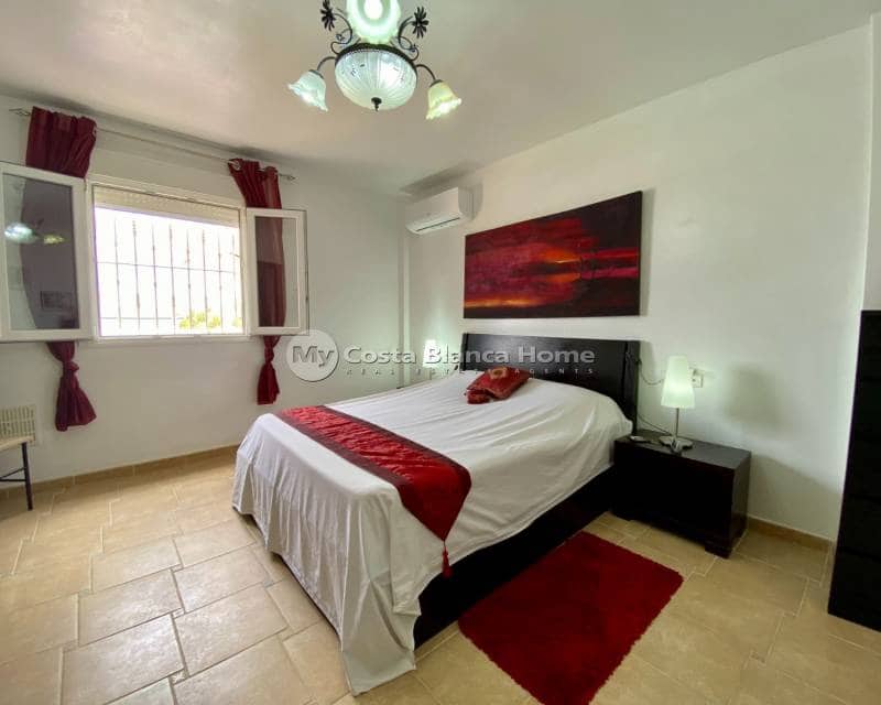 3 Zimmer Villa zu verkaufen in Algorfa mit Pool - 599.990 € (Ref: 9420586)