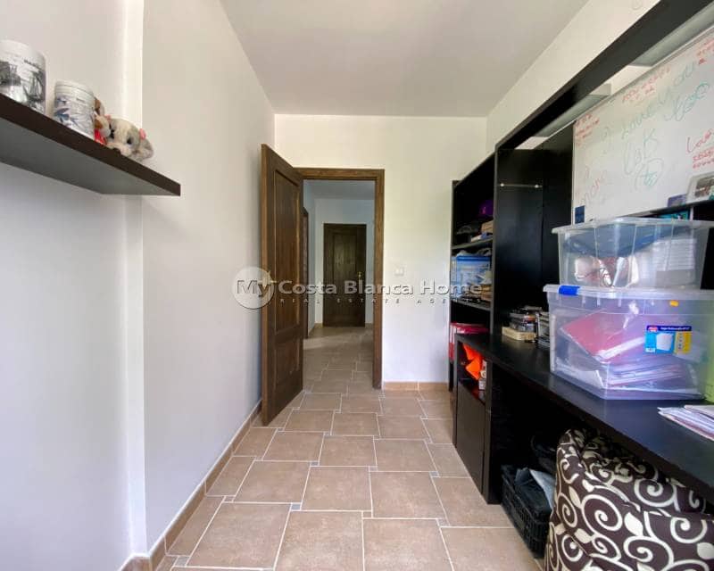 3 Zimmer Villa zu verkaufen in Algorfa mit Pool - 599.990 € (Ref: 9420586)