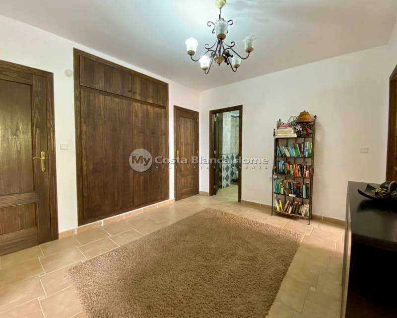3 Zimmer Villa zu verkaufen in Algorfa mit Pool - 599.990 € (Ref: 9420586)