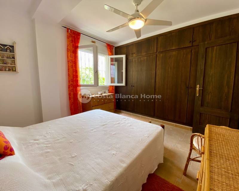 3 Zimmer Villa zu verkaufen in Algorfa mit Pool - 599.990 € (Ref: 9420586)