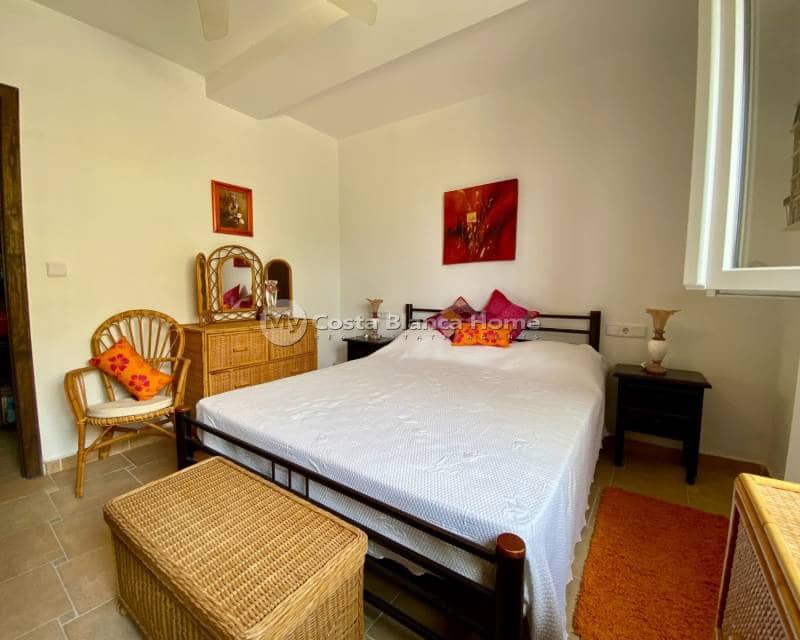 3 Zimmer Villa zu verkaufen in Algorfa mit Pool - 599.990 € (Ref: 9420586)