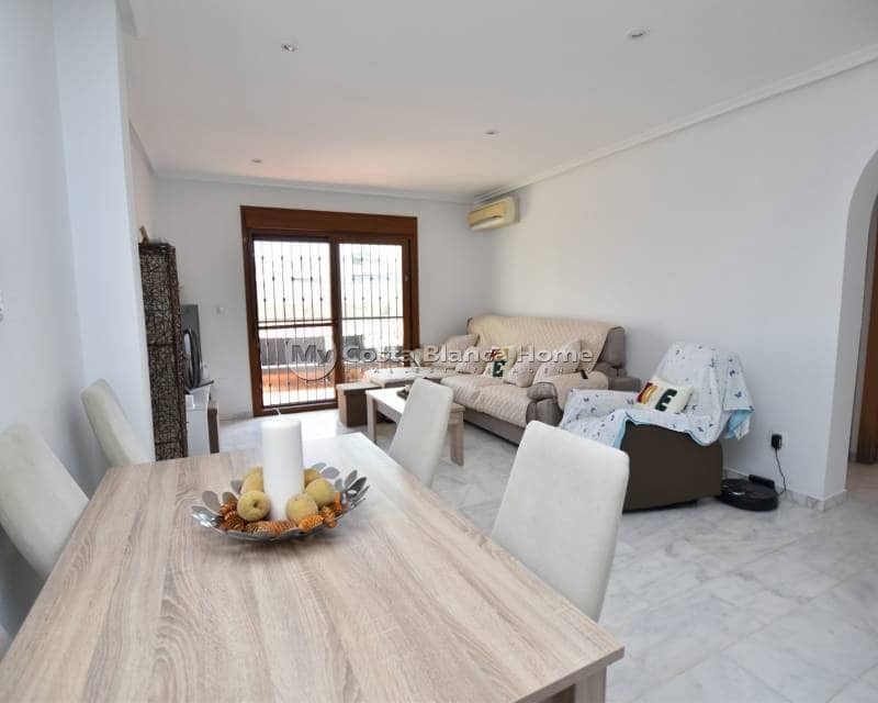 Casa de 3 habitaciones en Algorfa en venta con piscina - 195.000 € (Ref: 9420587)