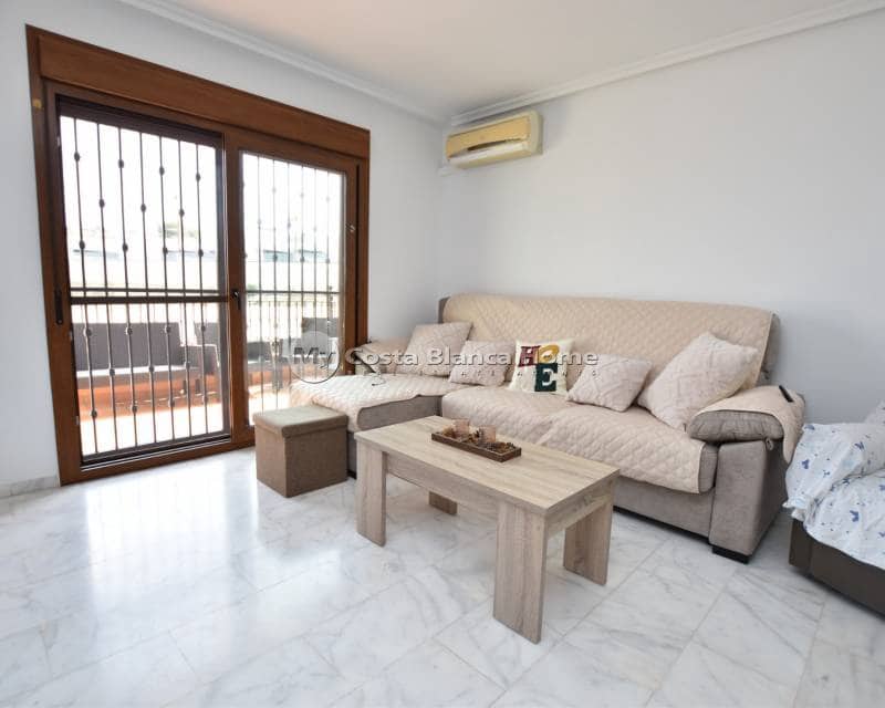 Casa de 3 habitaciones en Algorfa en venta con piscina - 195.000 € (Ref: 9420587)