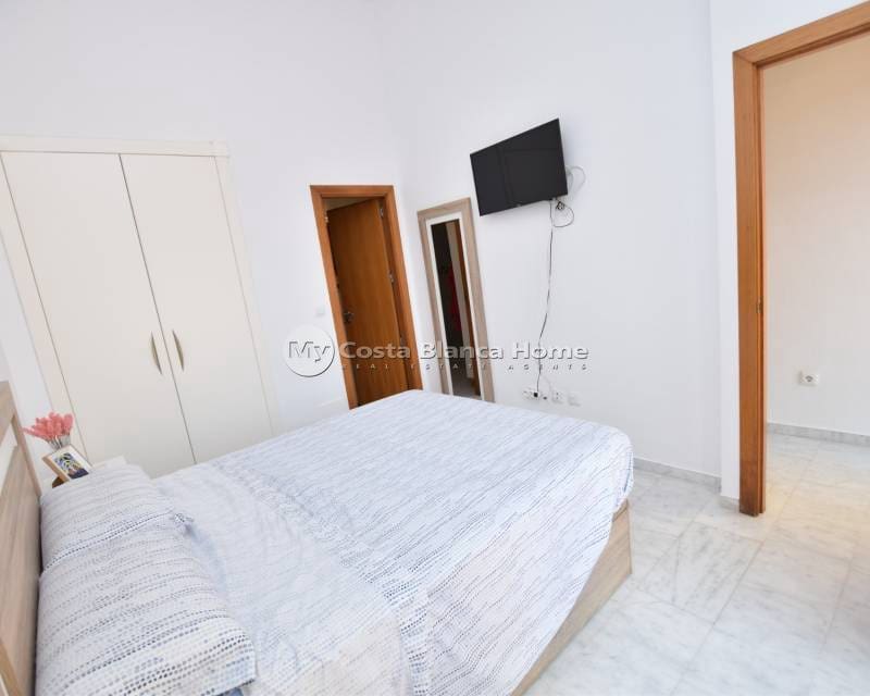 Casa de 3 habitaciones en Algorfa en venta con piscina - 195.000 € (Ref: 9420587)