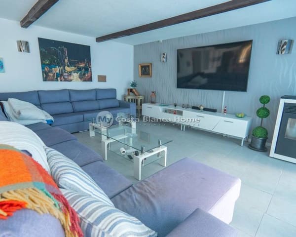 6 soveværelse Finca/Landehus til salg i Los Montesinos med swimmingpool - € 795.000 (Ref: 9420591)