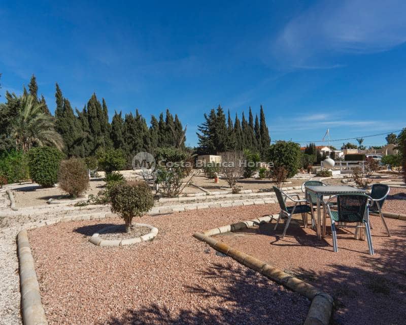 6 bedroom Finca/Country House for sale in Los Montesinos with pool - € 795,000 (Ref: 9420591)