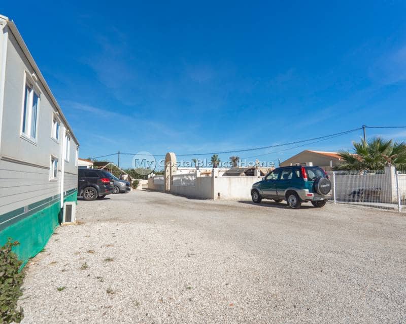 6 bedroom Finca/Country House for sale in Los Montesinos with pool - € 795,000 (Ref: 9420591)