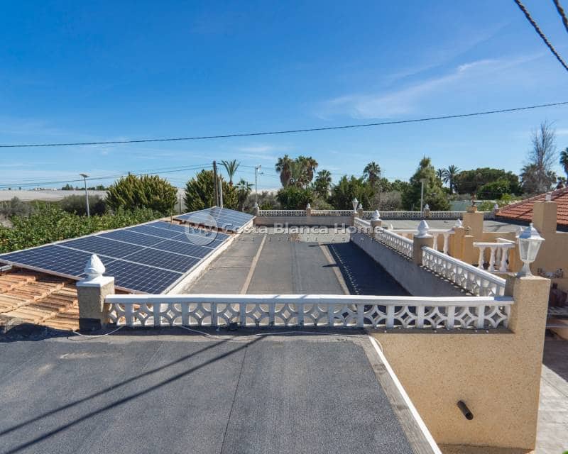 6 bedroom Finca/Country House for sale in Los Montesinos with pool - € 795,000 (Ref: 9420591)