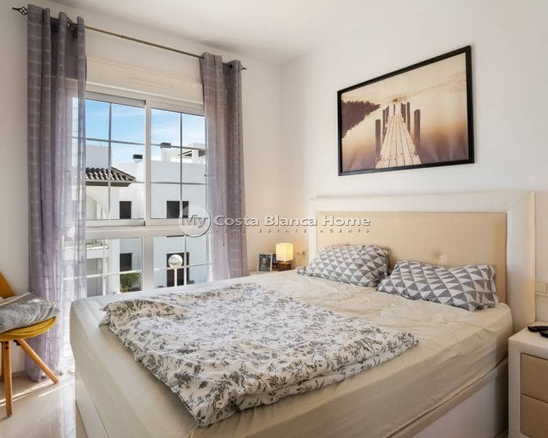 2 soveværelse Lejlighed til salg i Dona Pepa med swimmingpool - € 270.000 (Ref: 9420594)