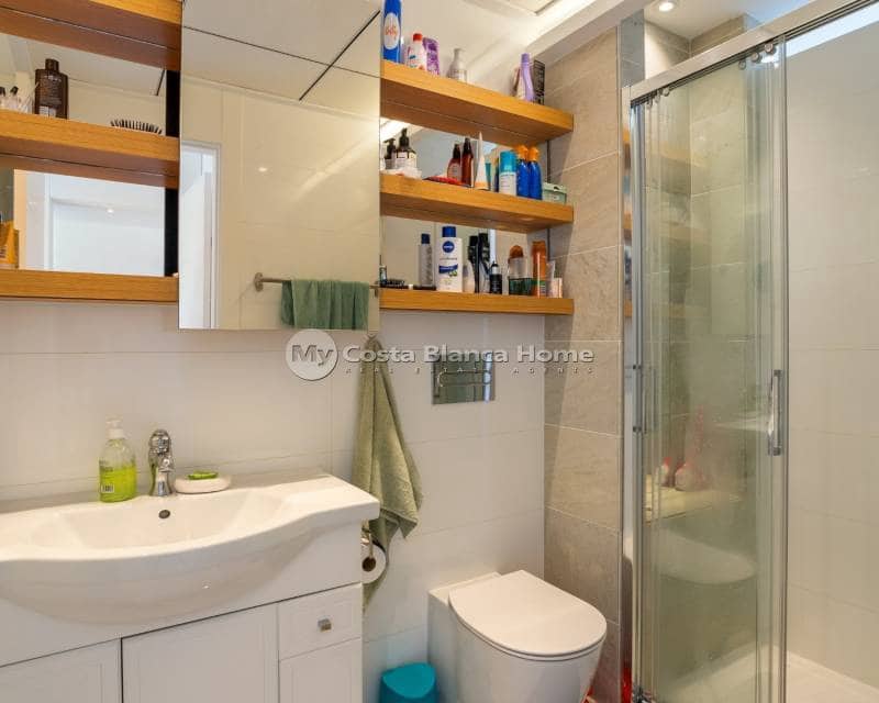 2 soveværelse Lejlighed til salg i Dona Pepa med swimmingpool - € 270.000 (Ref: 9420594)