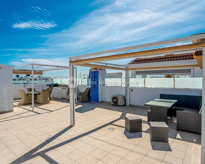 2 soveværelse Lejlighed til salg i Dona Pepa med swimmingpool - € 270.000 (Ref: 9420594)