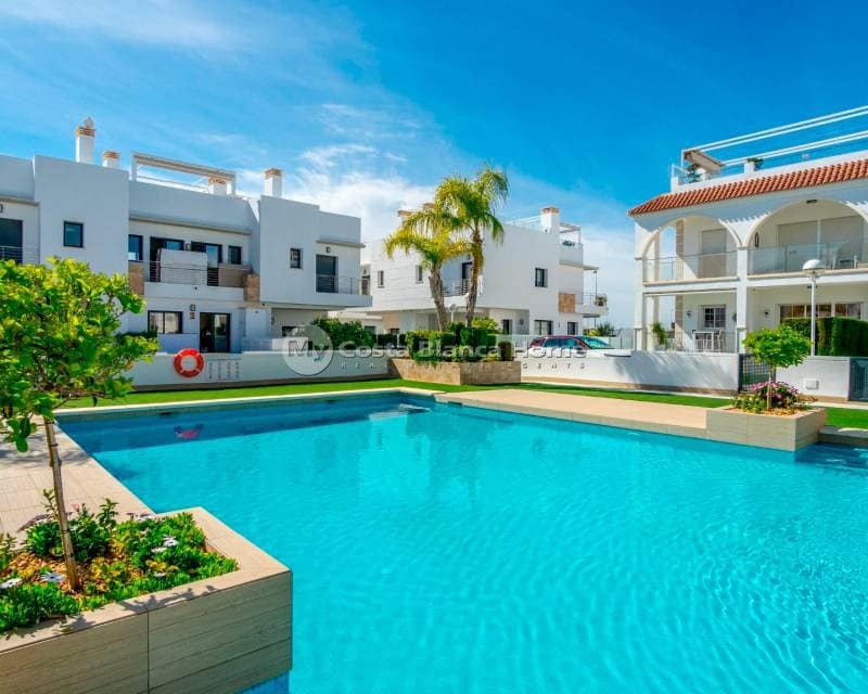 2 soveværelse Lejlighed til salg i Dona Pepa med swimmingpool - € 270.000 (Ref: 9420594)