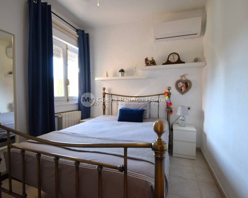 4 soverom Kjedet enebolig til salgs i Los Balcones med svømmebasseng - € 445 000 (Ref: 9420595)