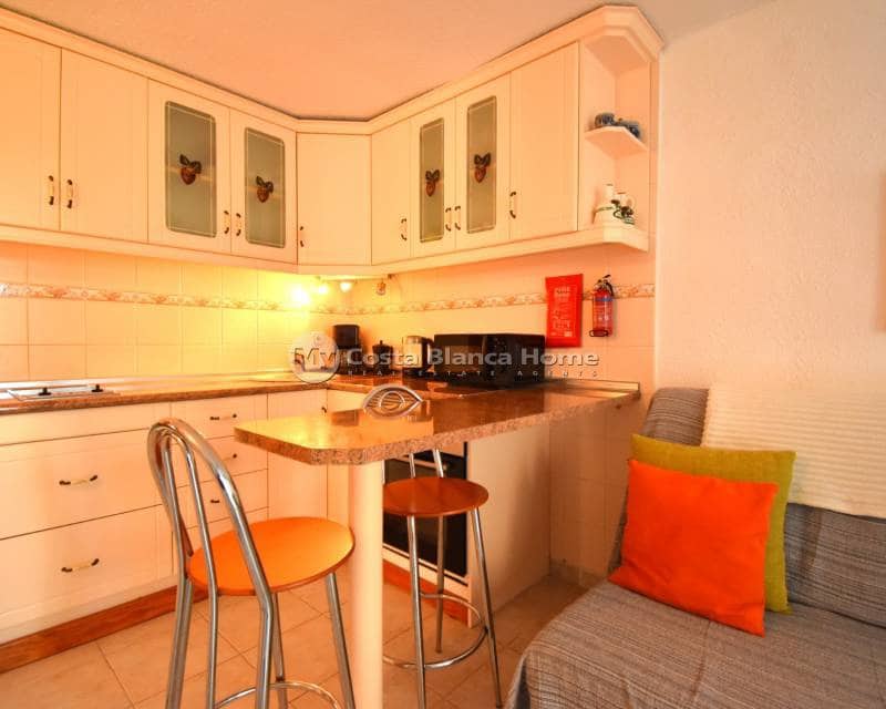 4 soverom Kjedet enebolig til salgs i Los Balcones med svømmebasseng - € 445 000 (Ref: 9420595)