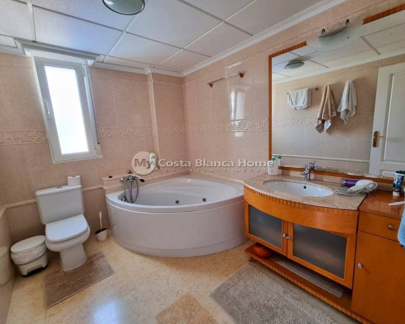5 sovrum Villa till salu i La Mata med pool - 1 170 000 € (Ref: 9420596)