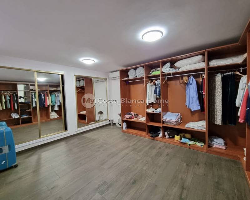 5 sovrum Villa till salu i La Mata med pool - 1 170 000 € (Ref: 9420596)