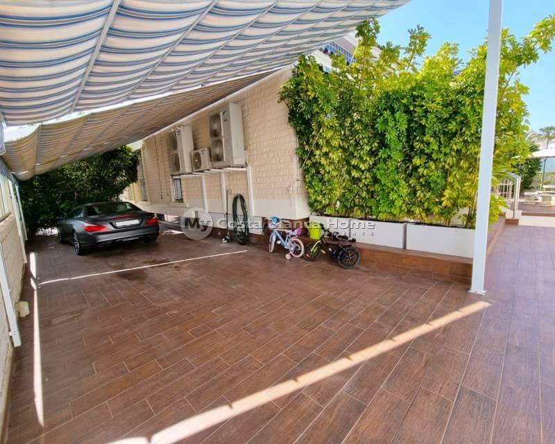 5 sovrum Villa till salu i La Mata med pool - 1 170 000 € (Ref: 9420596)