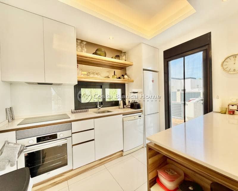 3 quarto Casa em Banda para venda em Ciudad Quesada com piscina - 340 000 € (Ref: 9420597)