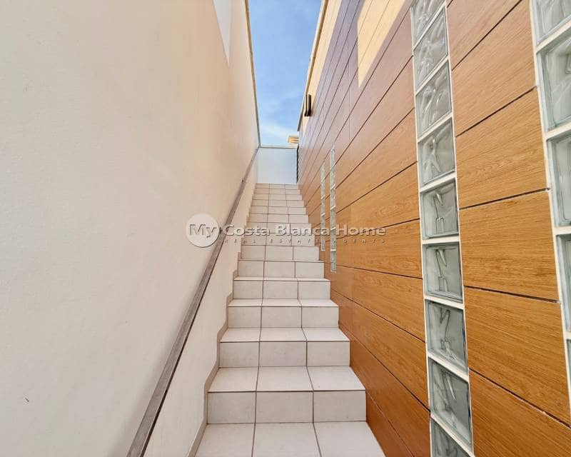 3 quarto Casa em Banda para venda em Ciudad Quesada com piscina - 340 000 € (Ref: 9420597)