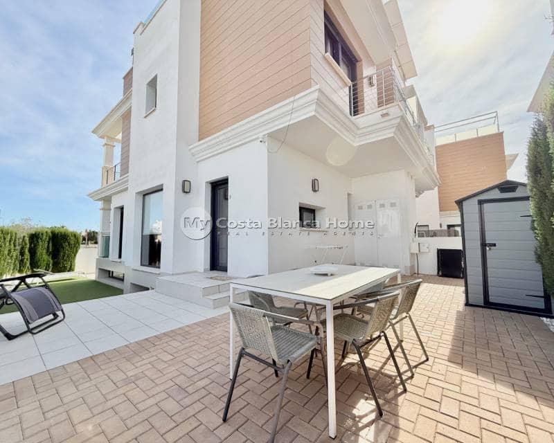 3 quarto Casa em Banda para venda em Ciudad Quesada com piscina - 340 000 € (Ref: 9420597)