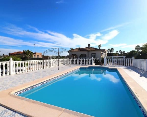 3 sovrum Finca/Hus på landet till salu i Catral med pool - 330 000 € (Ref: 9420600)