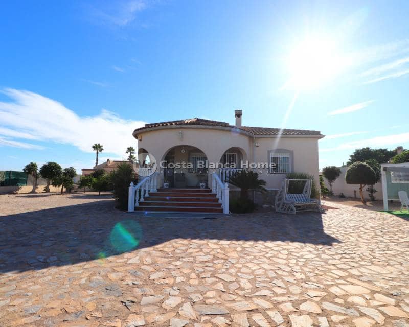 3 bedroom Finca/Country House for sale in Catral with pool - € 330,000 (Ref: 9420600)