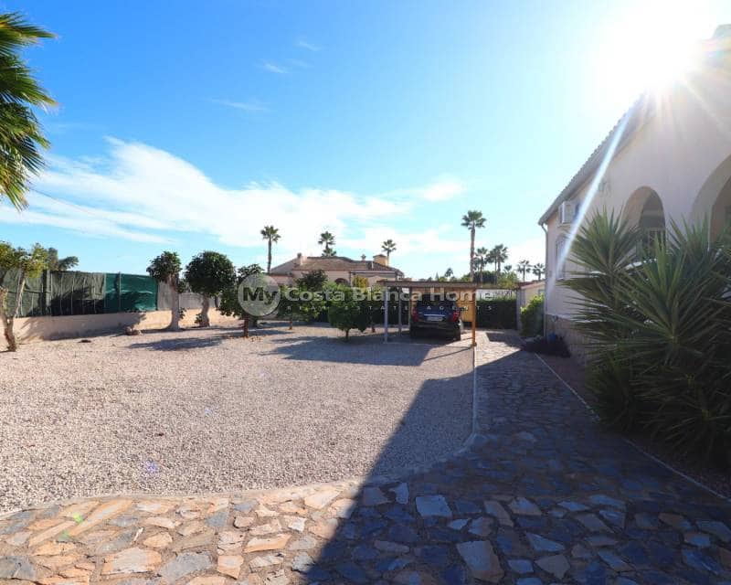 3 bedroom Finca/Country House for sale in Catral with pool - € 330,000 (Ref: 9420600)