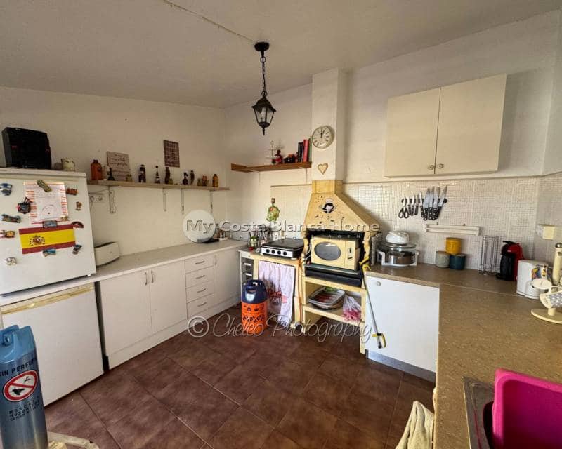 3 slaapkamer Villa te koop in Catral met zwembad - € 365.000 (Ref: 9420601)