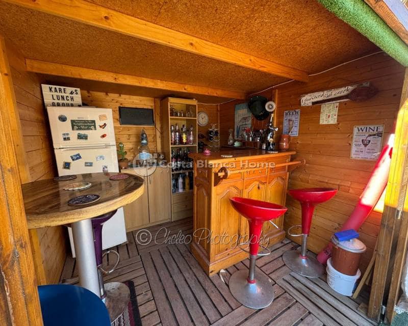 3 slaapkamer Villa te koop in Catral met zwembad - € 365.000 (Ref: 9420601)