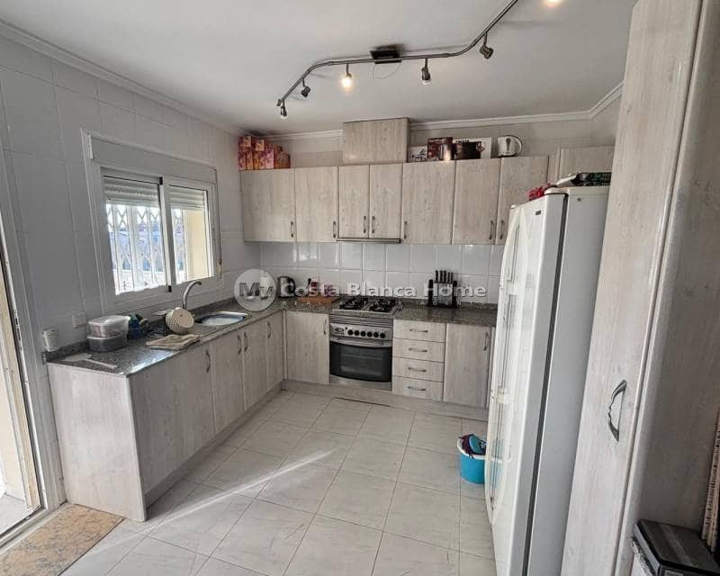 5 bedroom Villa for sale in Ciudad Quesada with pool - € 595,000 (Ref: 9420602)