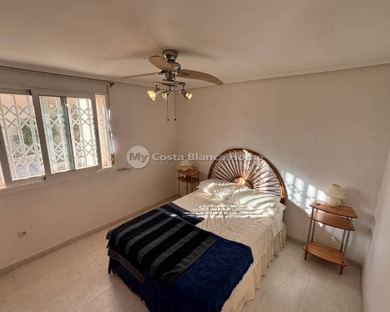 5 bedroom Villa for sale in Ciudad Quesada with pool - € 595,000 (Ref: 9420602)