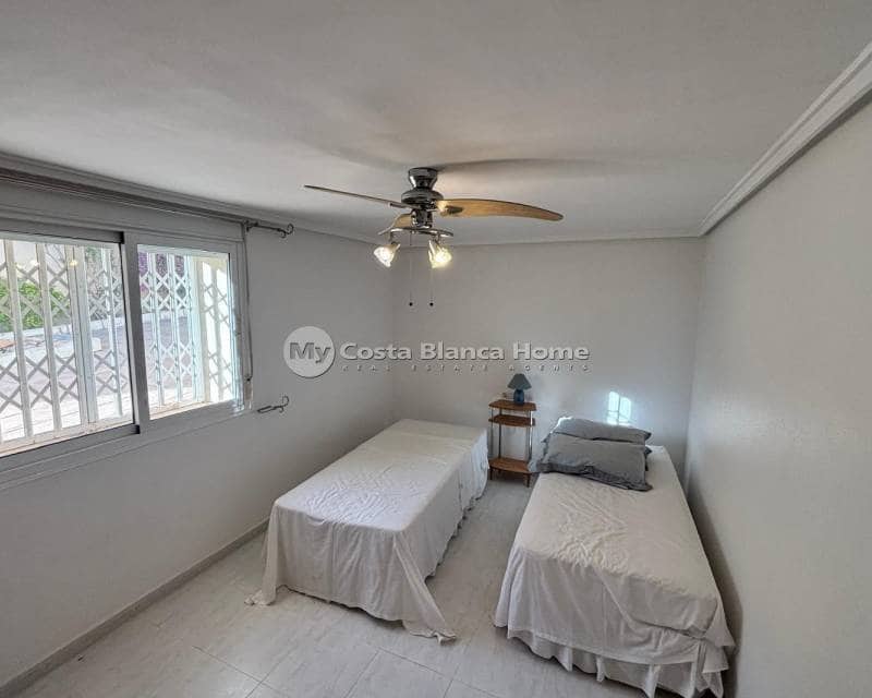 5 bedroom Villa for sale in Ciudad Quesada with pool - € 595,000 (Ref: 9420602)