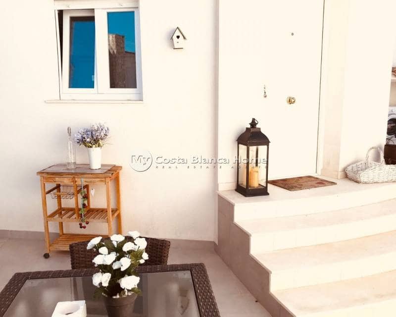 6 bedroom Villa for sale in Ciudad Quesada with pool - € 685,000 (Ref: 9420603)