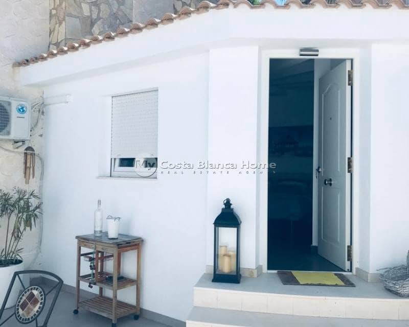 6 bedroom Villa for sale in Ciudad Quesada with pool - € 685,000 (Ref: 9420603)