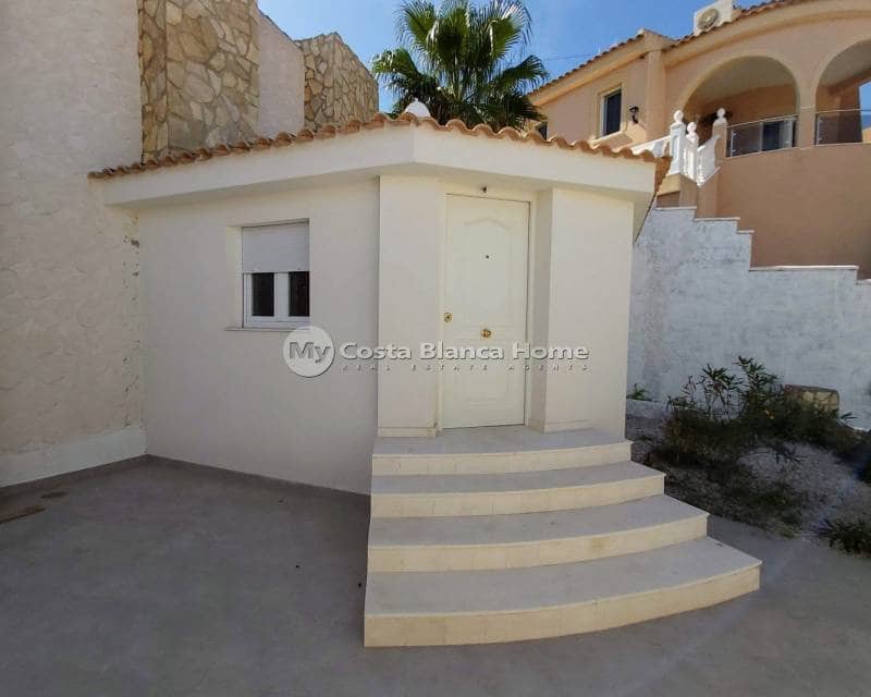 6 bedroom Villa for sale in Ciudad Quesada with pool - € 685,000 (Ref: 9420603)