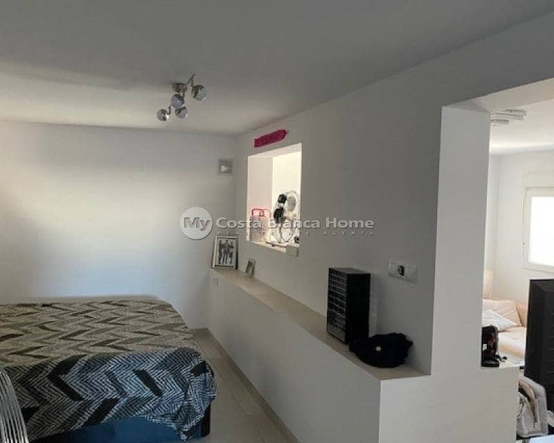 6 bedroom Villa for sale in Ciudad Quesada with pool - € 685,000 (Ref: 9420603)