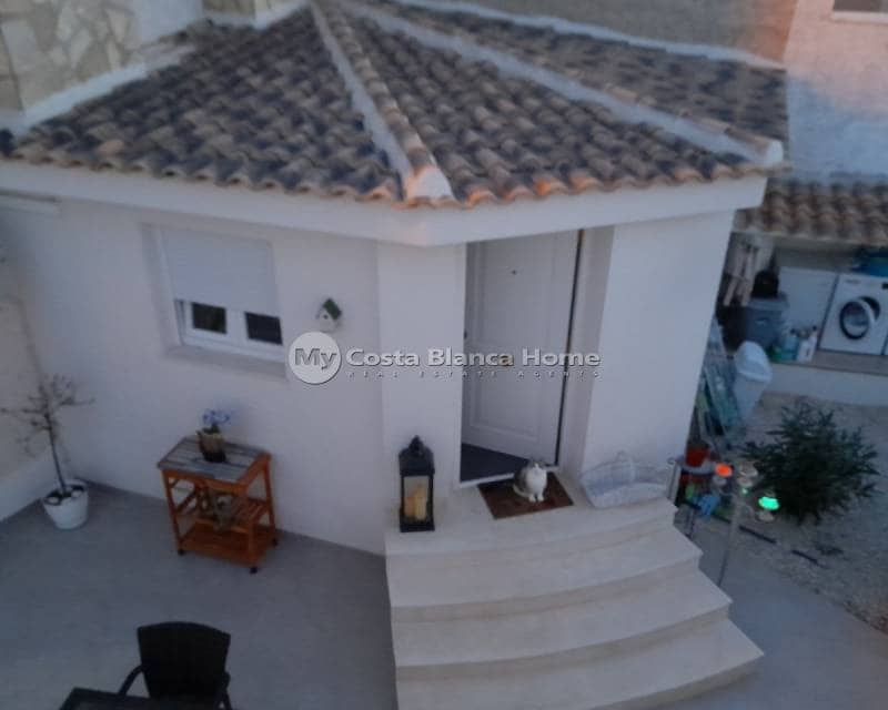 6 bedroom Villa for sale in Ciudad Quesada with pool - € 685,000 (Ref: 9420603)