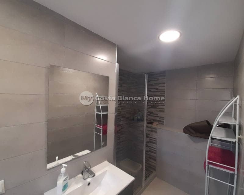 6 bedroom Villa for sale in Ciudad Quesada with pool - € 685,000 (Ref: 9420603)