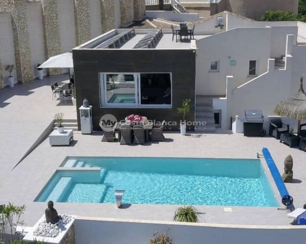 6 camera da letto Villa in vendita in Ciudad Quesada, Rojales con piscina - 685.000 € (Rif: 9420603)